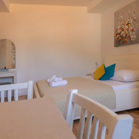 بيت ضيافة Violic زاتون